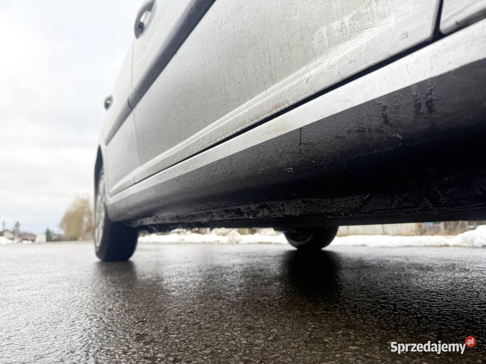 Peugeot 207 14 8V MPI LPG Sekwencja 5 drzwi 75KM Przemyśl sprzedam