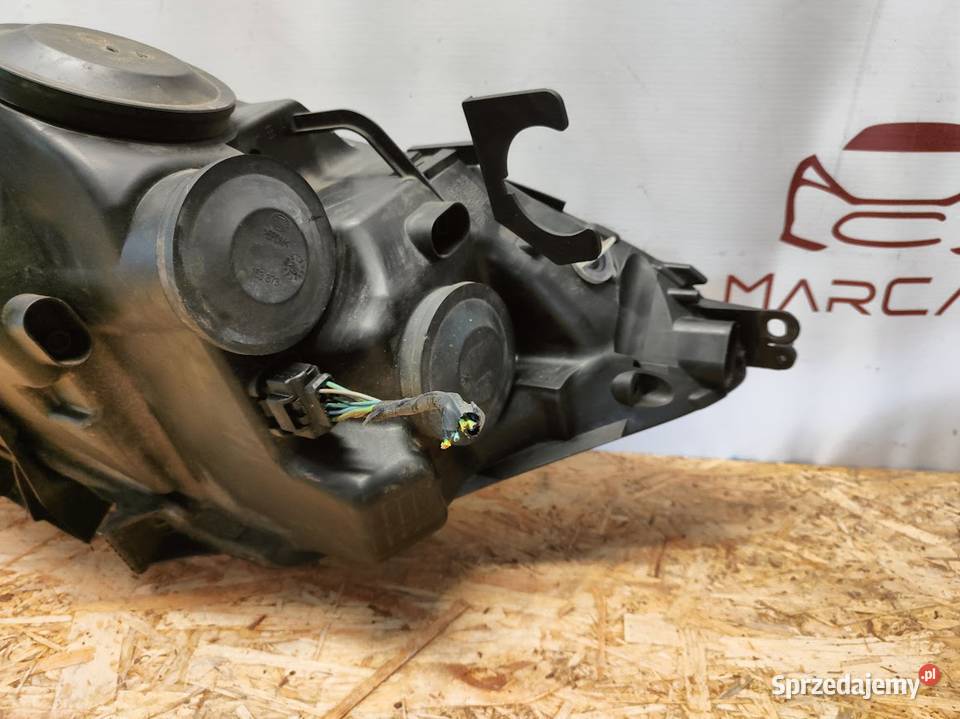 Lampa Prawy Przód Citroen C4 Picasso Lift 2010 wielkopolskie Pleszew