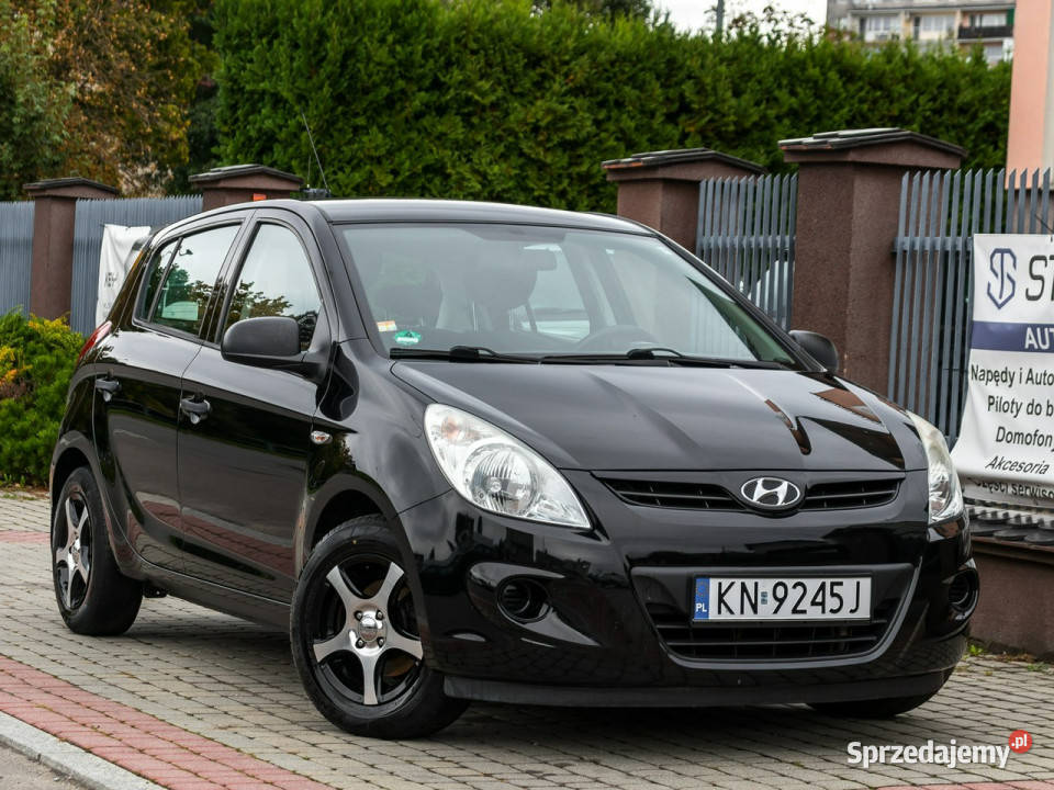 Hyundai i20 12Benzyna77 158 I 20082014 isofix Nowy Sącz sprzedam
