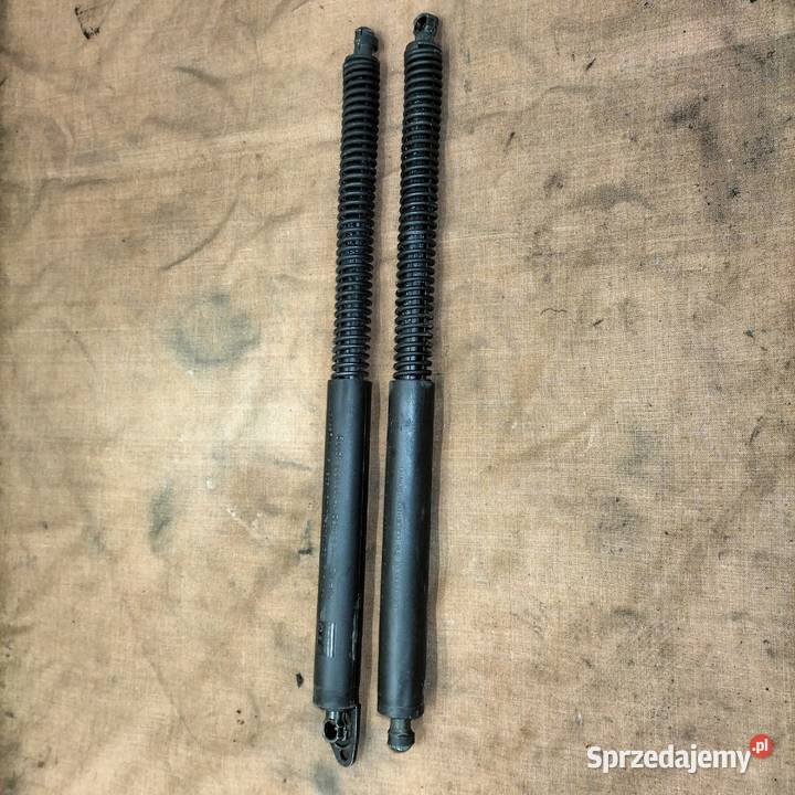 Siłowniki pokrywy bagażnika BMW E65 E66 Siłowniki Motoryzacja Poręba