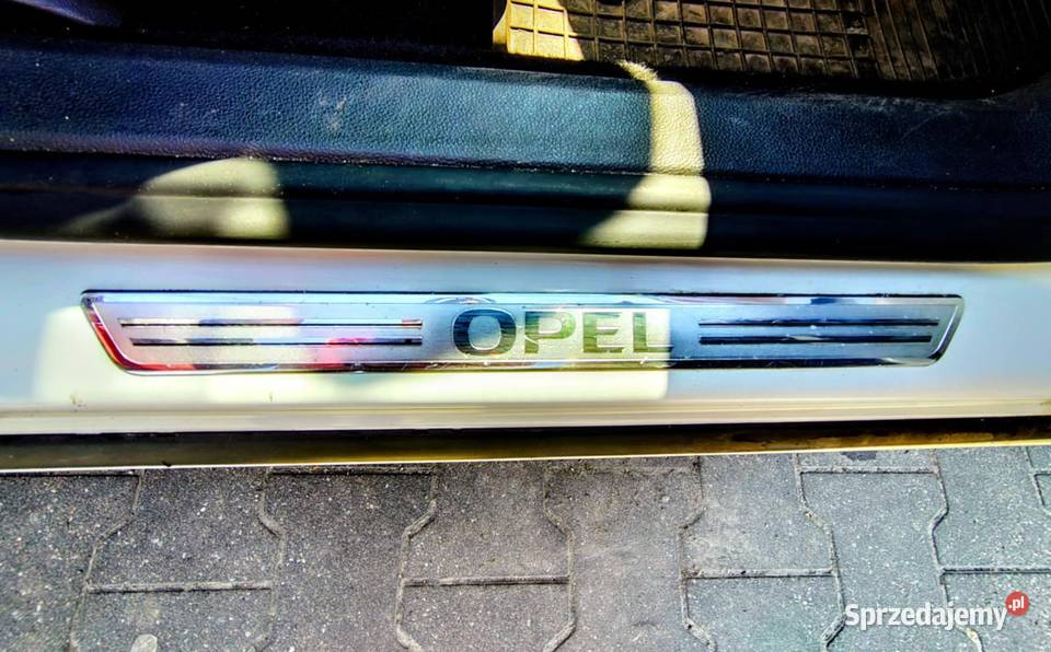 Zadbany Opel Astra J 14 turbo benzyna 140 z 2012