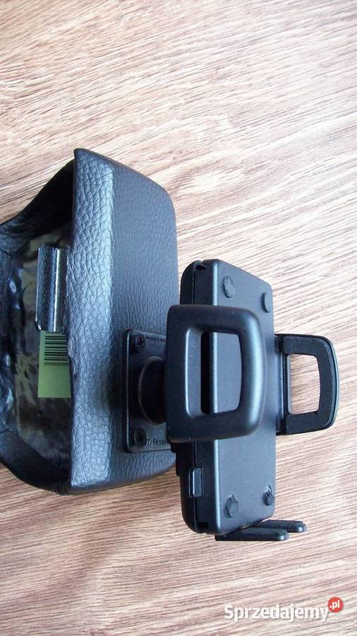 Uchwyt samochodowy na telefon dedykowany do Reda