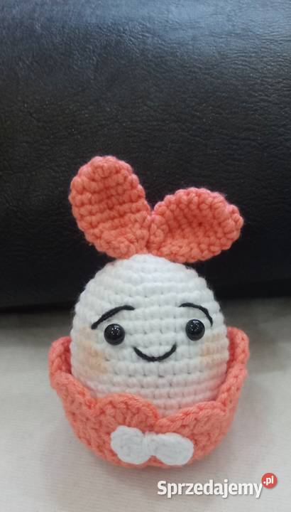 Jajko zajączek wykonane na szydełku Łask