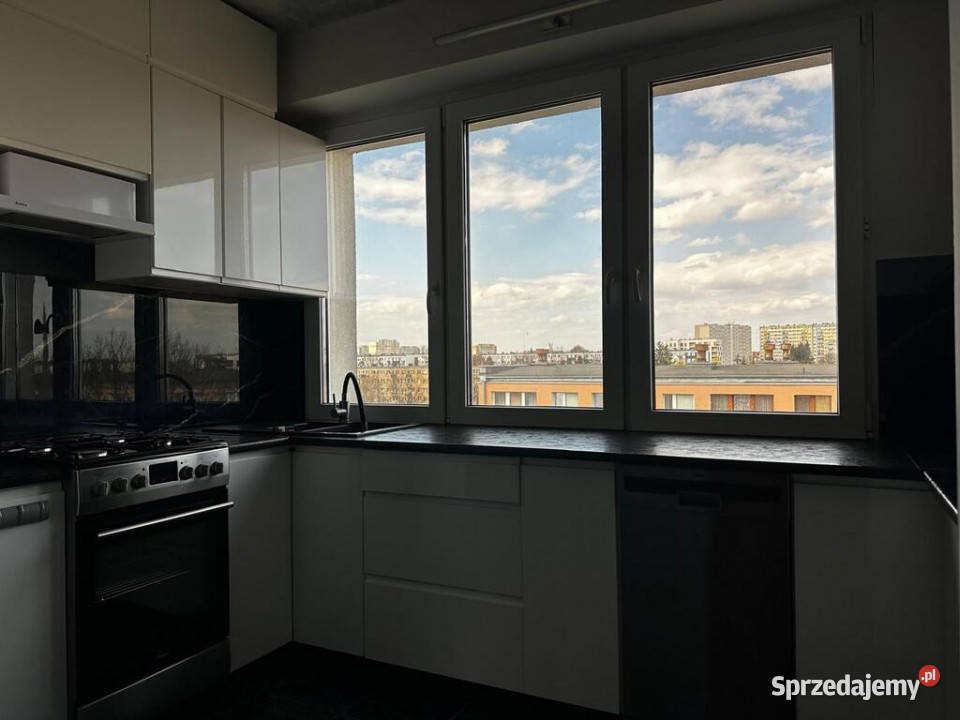 Na sprzedaż mieszkanie 3 pokoje 4815 m2 Piotrków Trybunalski