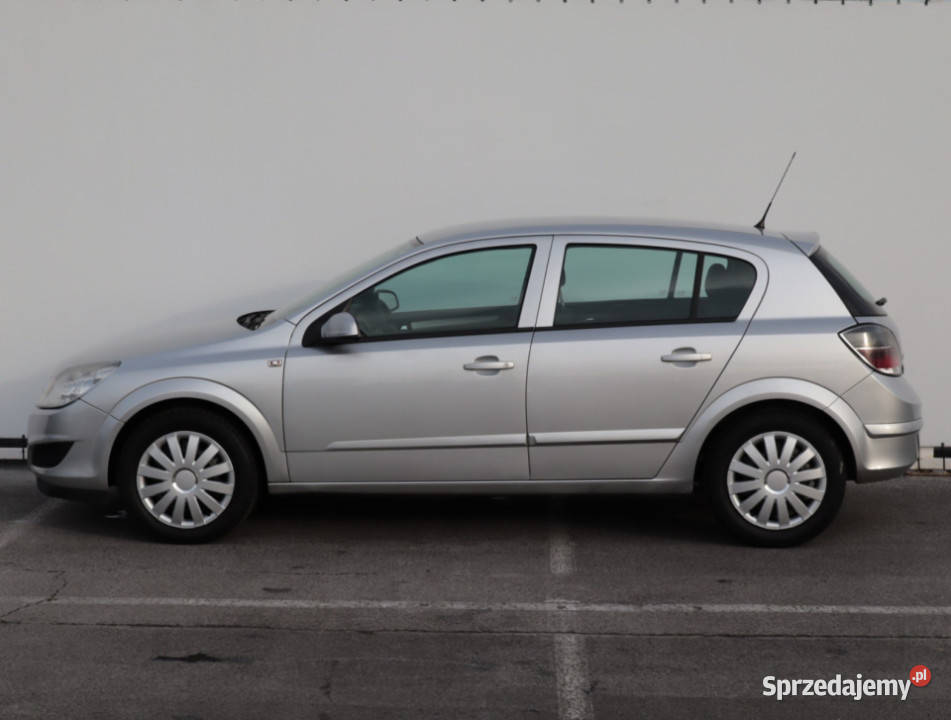 Opel Astra 16 16V srebrny Astra