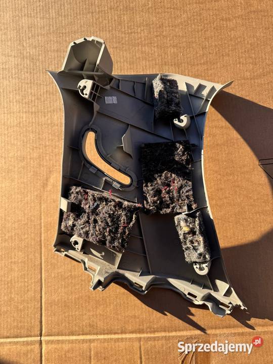 Osłona tylnego lewego słupka Toyota Yaris III Brzesko