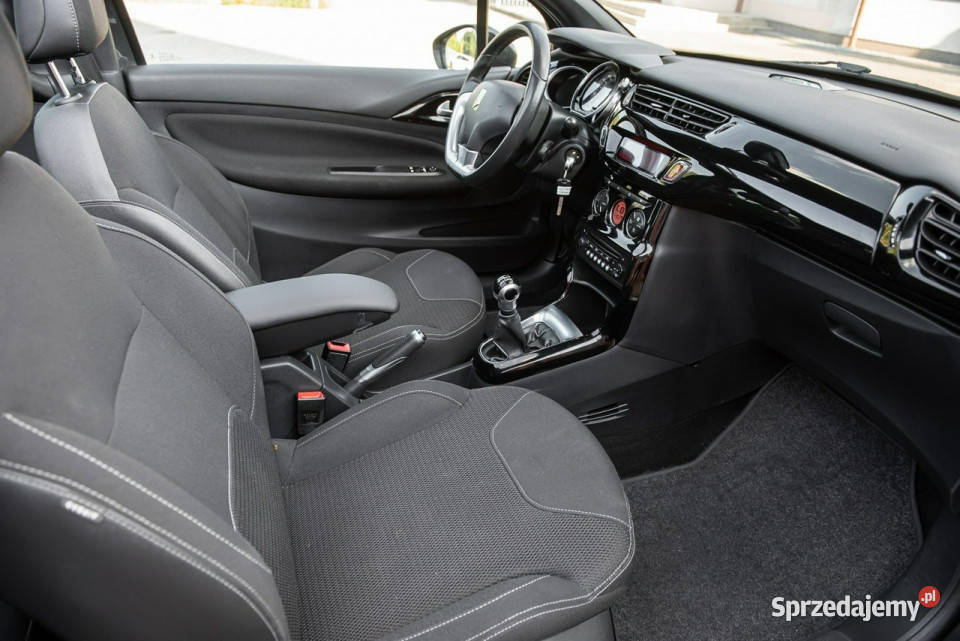 Citroen DS3 Cabrio 16VTi 120 SoChic 112 Super 2/3 Zwoleń