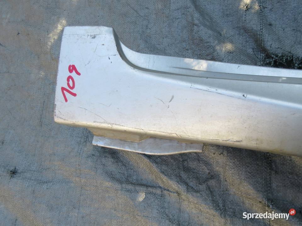 TOYOTA AVENSIS T27 LISTWA PROGOWA PRAWA PROG śląskie Ruda Śląska