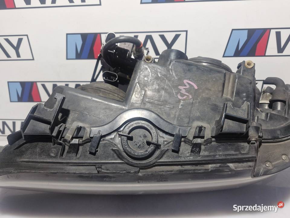 BMW E39 LAMPA LEWA LEWY PRZÓD XENON LCI EUROPA sprzedam