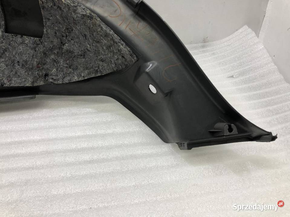 BOCZEK BAGAŻNIKA PRAWY TYŁ TOYOTA LAND CRUISER Tapicerki samochodowe