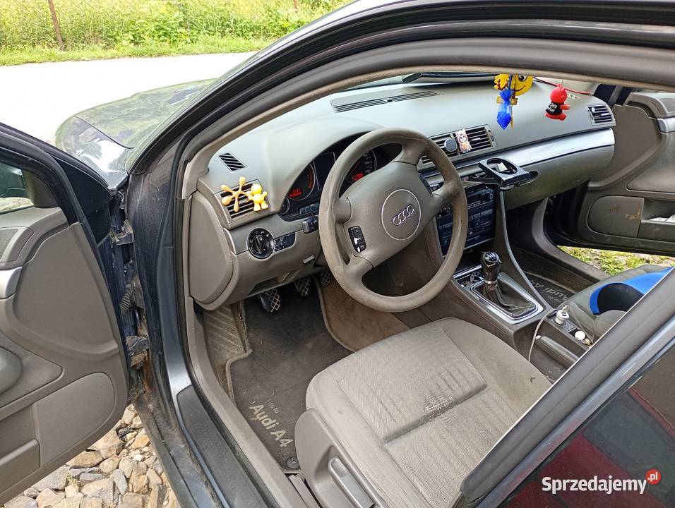 Audi A4B6 18 t LPG Rok produkcji 2001 A4 Średnia Wieś sprzedam
