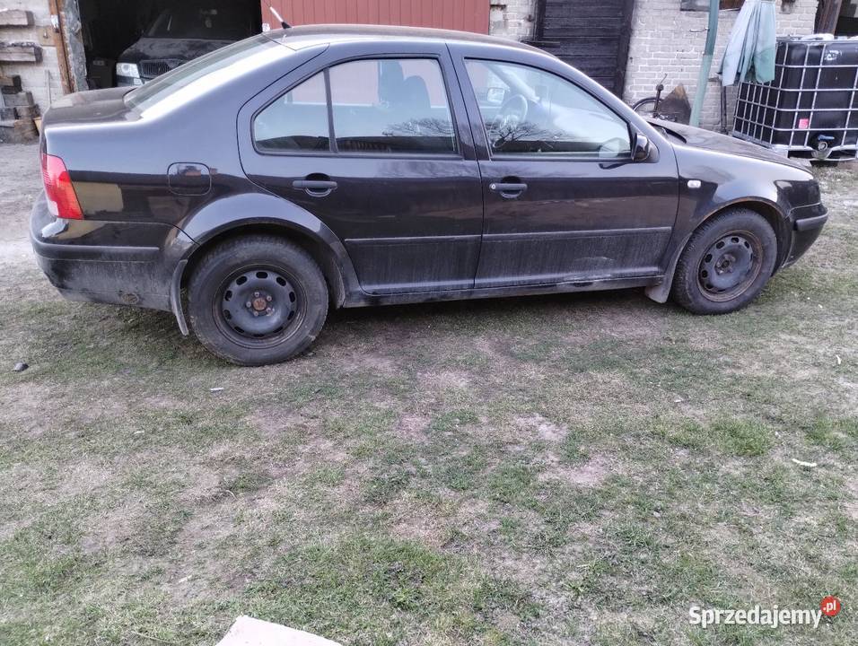 VW Bora 14 16V z LPG cała na części osobowe Ciężkowiczki sprzedam