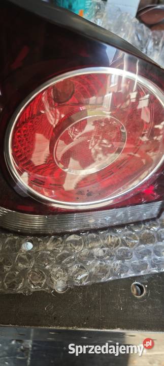 Lampa klosz lewy tył Polo 9n lift