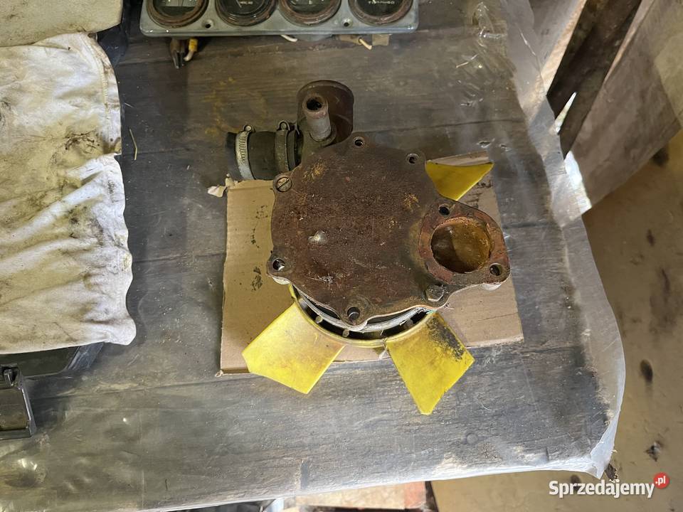 Wiskoza pompa wody Żuk Andoria 4C90 dostawcze Glinka