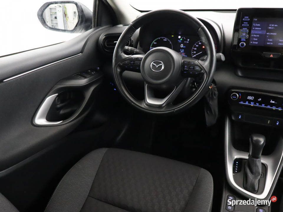Mazda 2 15 Hybrid biały Bielany Wrocławskie sprzedam