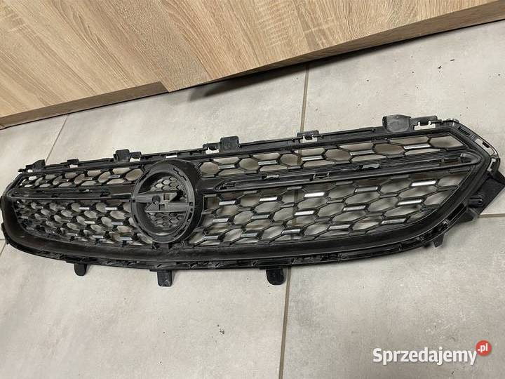 Opel Corsa F atrapa przód lubelskie Kozubszczyzna