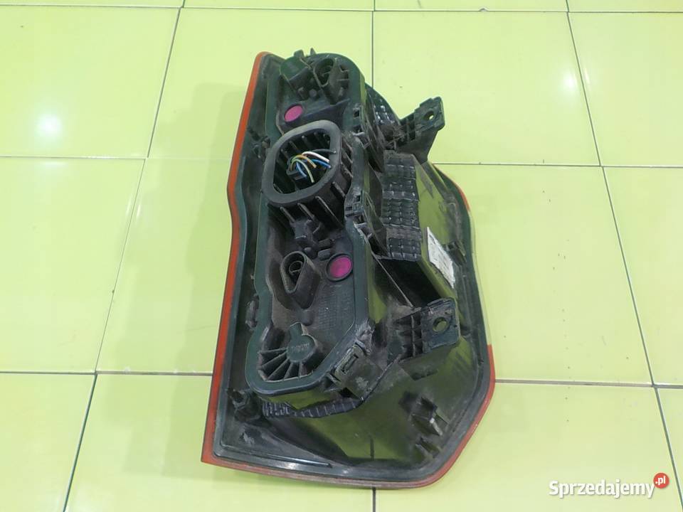 TRANSIT COURIER 16 TDCI 15r VAN lampa prawa tyl Suków sprzedam