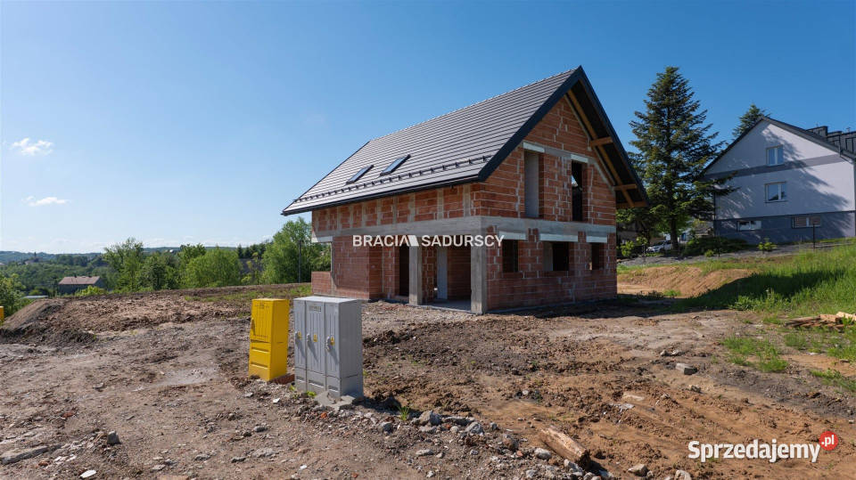 Dom 1438m2 Janowice