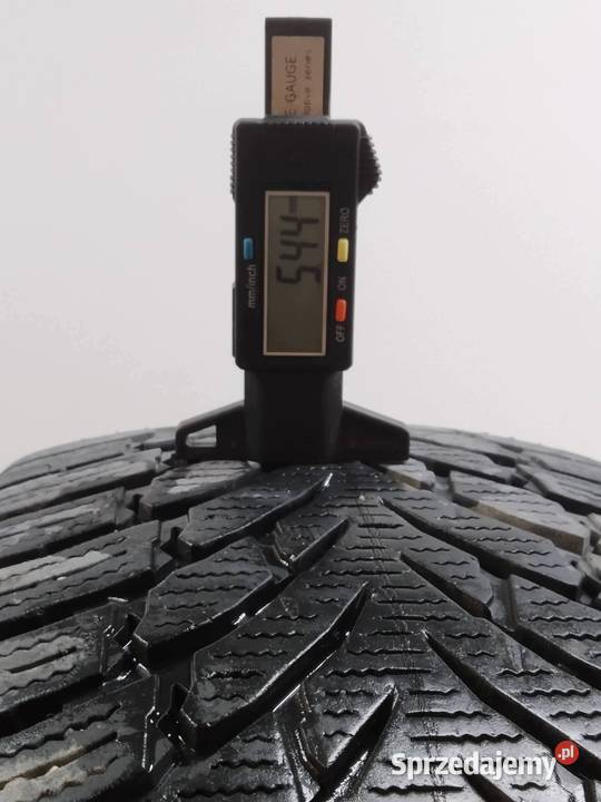 2x OPONA ZIMOWA NOKIAN SNOWPROOF 21560R17 215 świętokrzyskie sprzedam