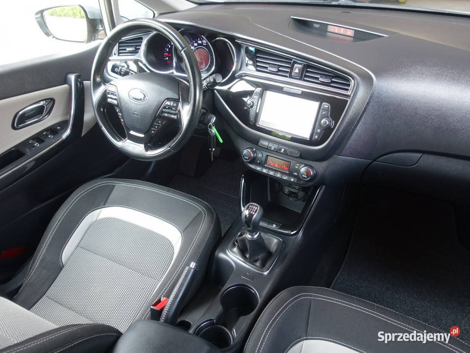 Kia Ceed 16D Klimatronik Ledy Alu Navi KamCof Częstochowa