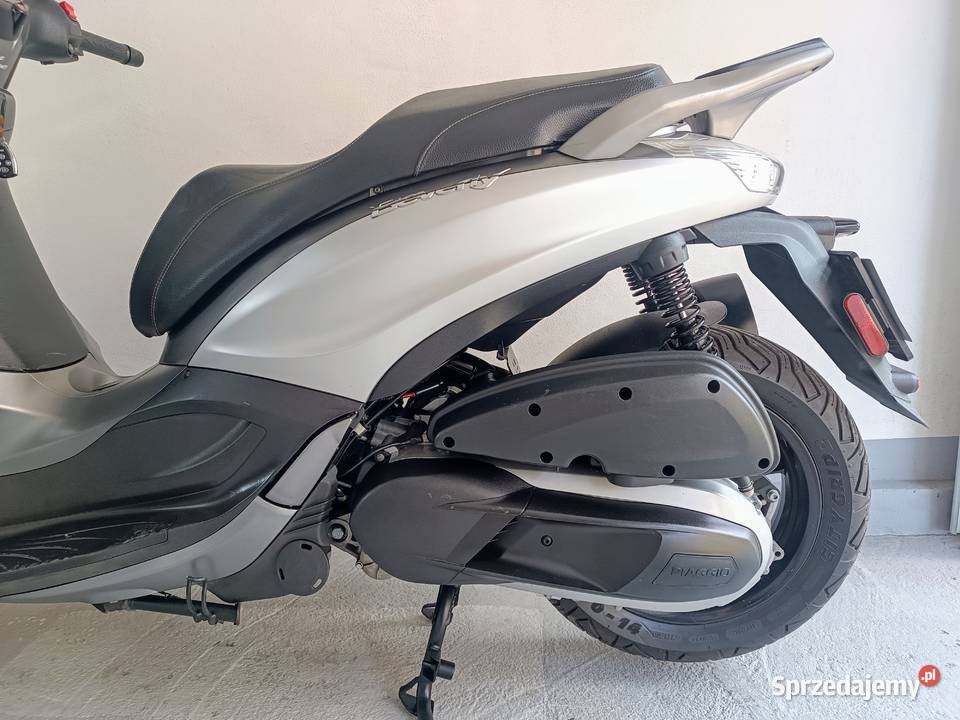 Piaggio Beverly 350 300 Sport Touring ABS ASR na Dukla