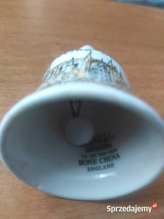 Mały porcelanowy dzwonek kolekcjonerski Miejsce Piastowe sprzedam