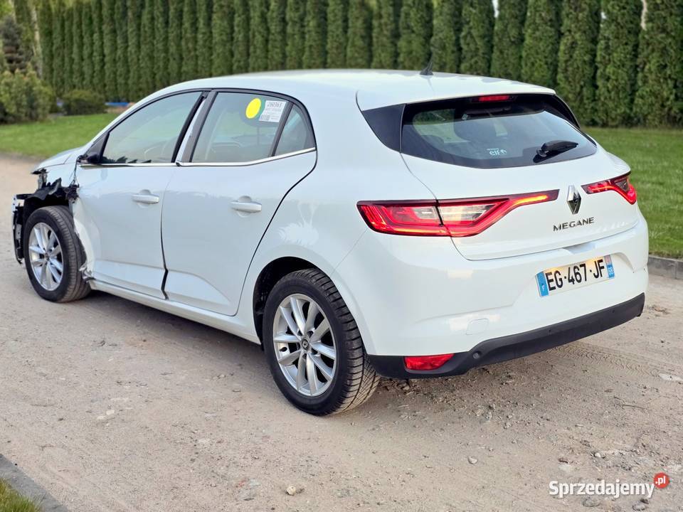 Renault Megane IV 12 Kamera Navi PDC Alu felgi