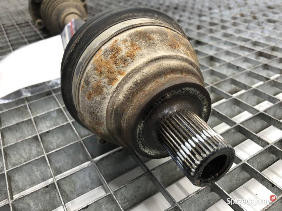 PÓŁOŚ LEWY PRZÓD VW PASSAT B6 1K0407271BJ 20 140 osobowe podkarpackie