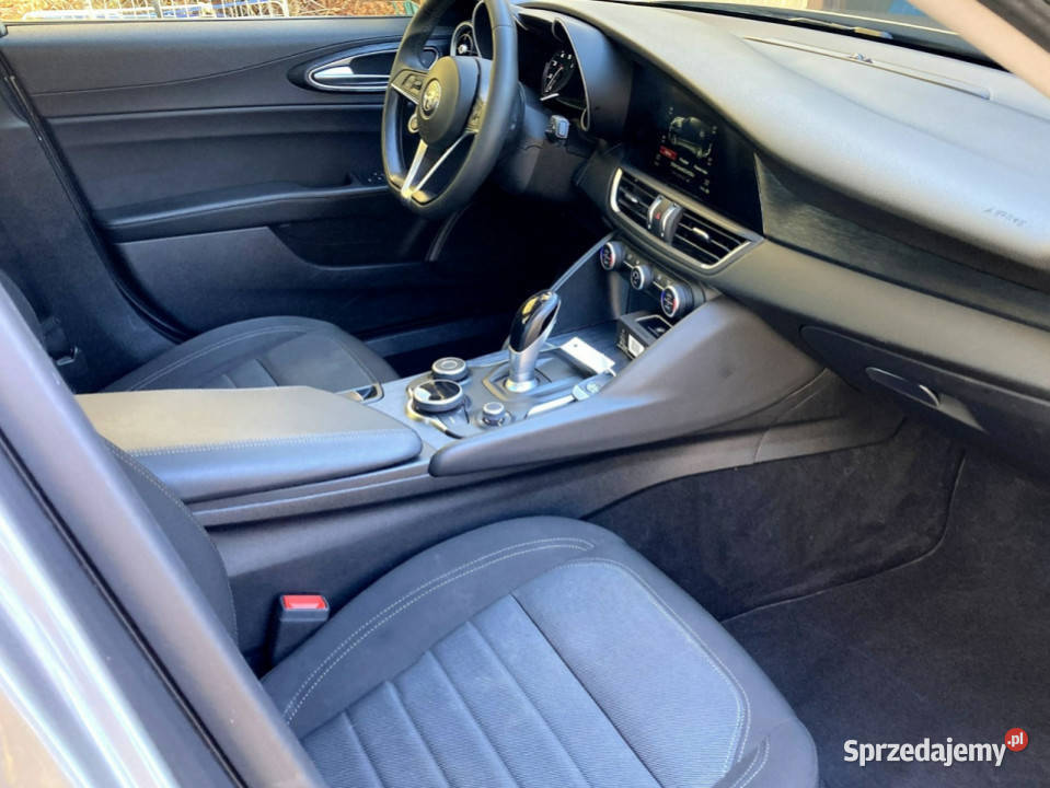 Alfa Romeo Giulia Salon Polska I właściciel kamera cofania mazowieckie Konstancin-Jeziorna sprzedam