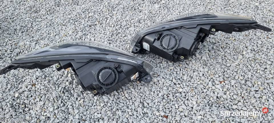 Lampy bi xenon Opel Insignia A skrętne osobowe Kielcza
