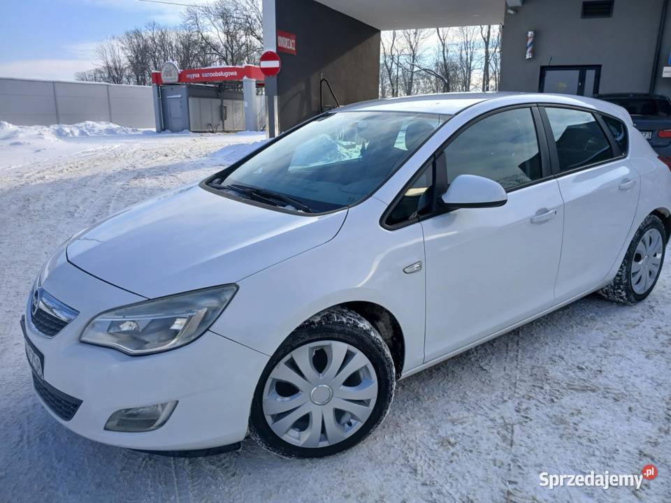 Opel Astra J 14GAZ Bez Korozji 2010r Manualna Przeworsk sprzedam