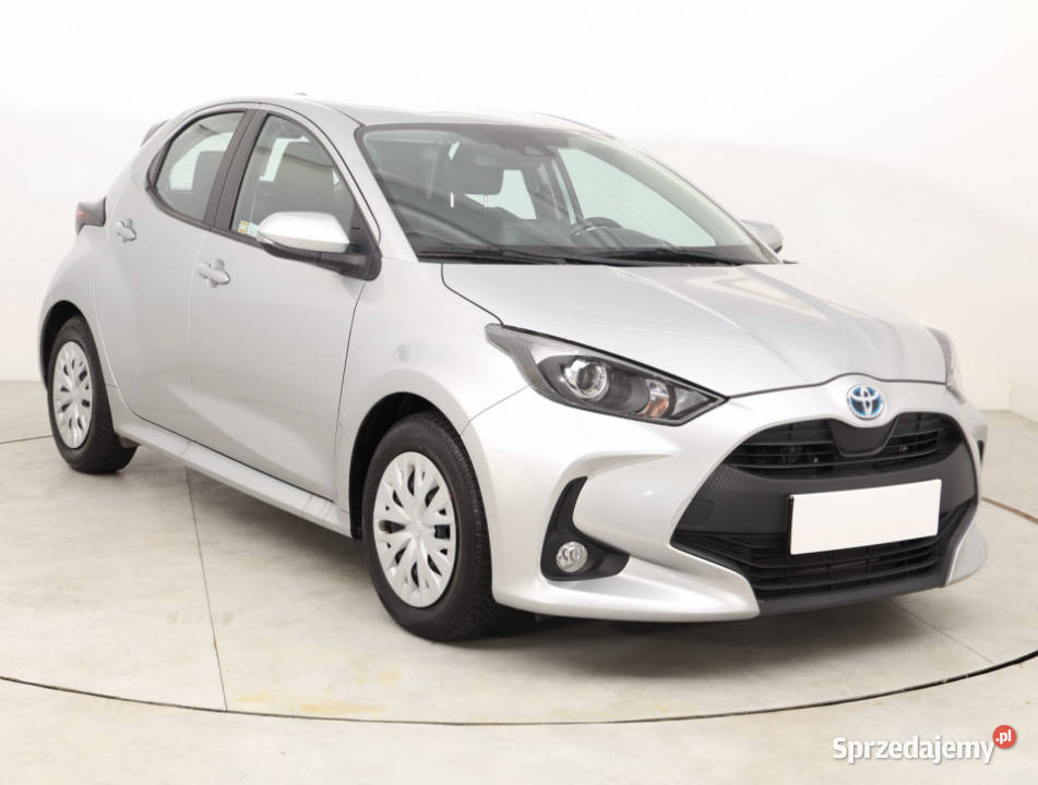 Toyota Yaris 15 VVTi Hybrid Bielany Wrocławskie sprzedam