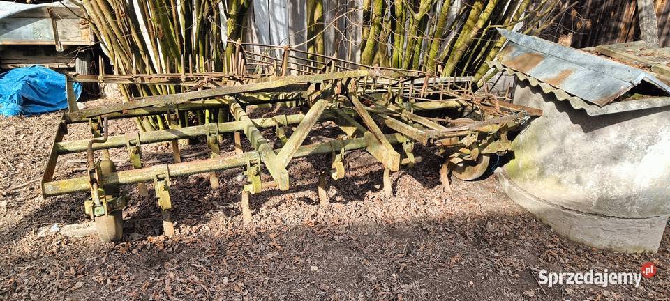 Kultywator 28m z bronami Bychawa sprzedam