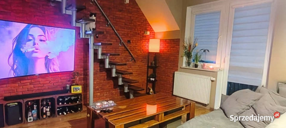 Dwupoziomowe mieszkanie 3 pokoje salon spokojne