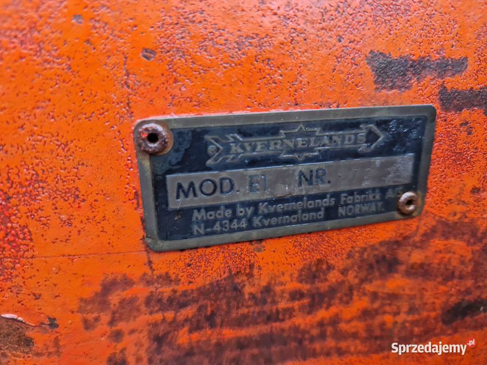 pług obrotowy Kverneland E1 3 skiby resor łódzkie