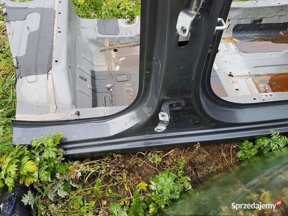 KIA VENGA LIFT 2019 PROG PRAWY SLUPEK PRAWY Turek sprzedam