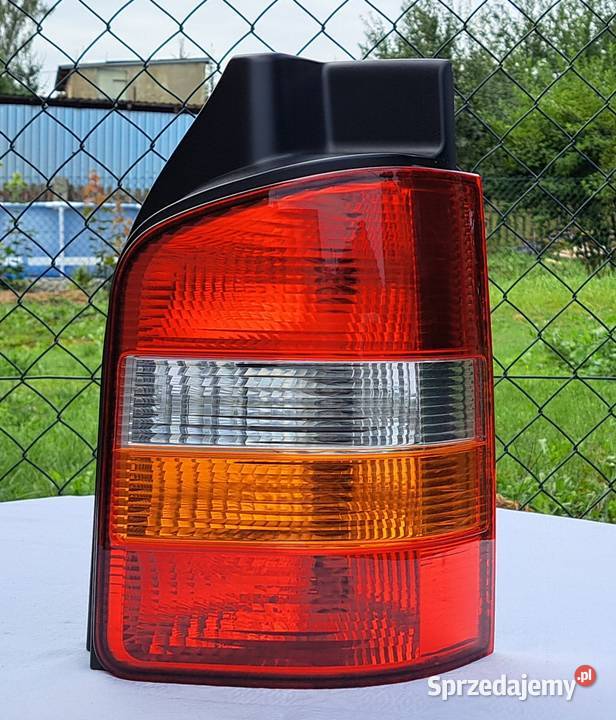 LAMPA PRAWA TYŁ TYLNA VW TRANSPORTER T5 Mielęcin