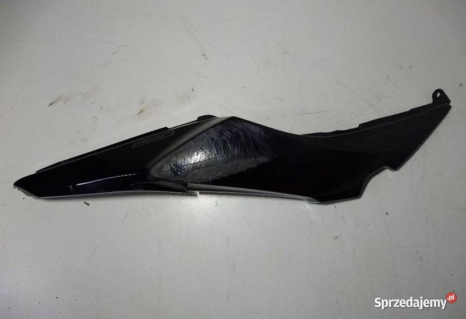 Kawasaki Z650 zadupek prawy 1719r A529