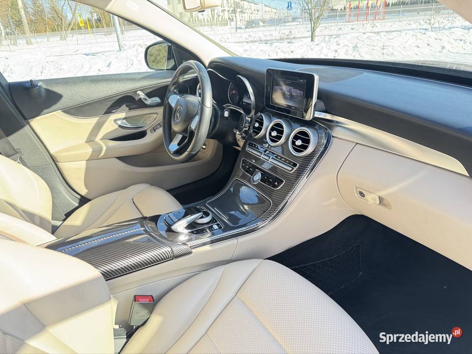MercedesBenz W205 C300 4MATIC 2015r lubelskie