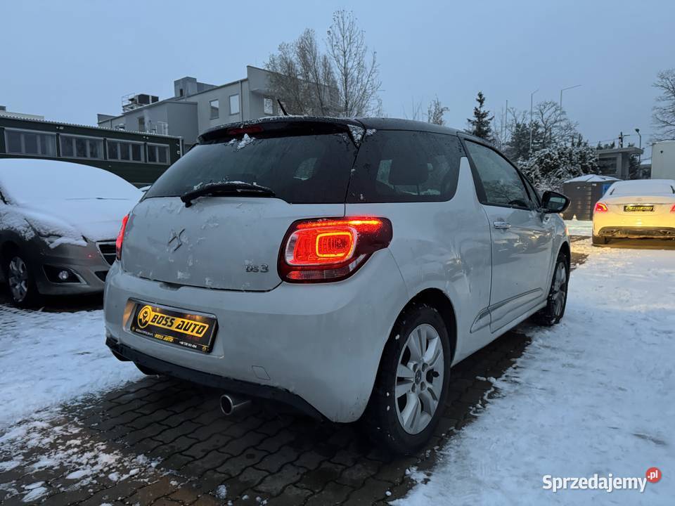 Citroen DS3 2016 światła do jazdy dziennej