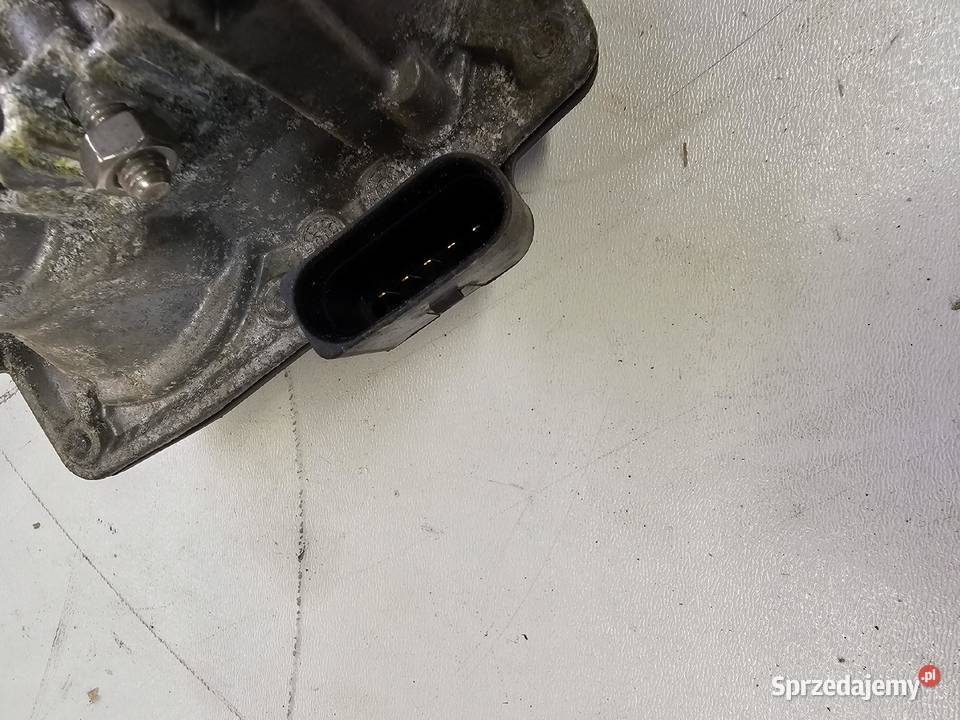 PRZEPUSTNICA WYDECHU AUDI A4 A5 Q5 VW 3Q0253691F Tłumiki Przystajń
