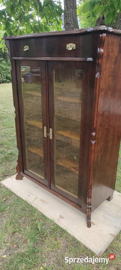 Bieliźniarka Ludwik antyk