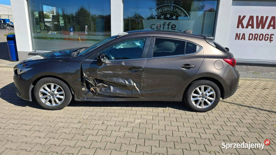 Mazda 3 1 rej 2015 Salpon III 2013 VAT marża 3 Karczew