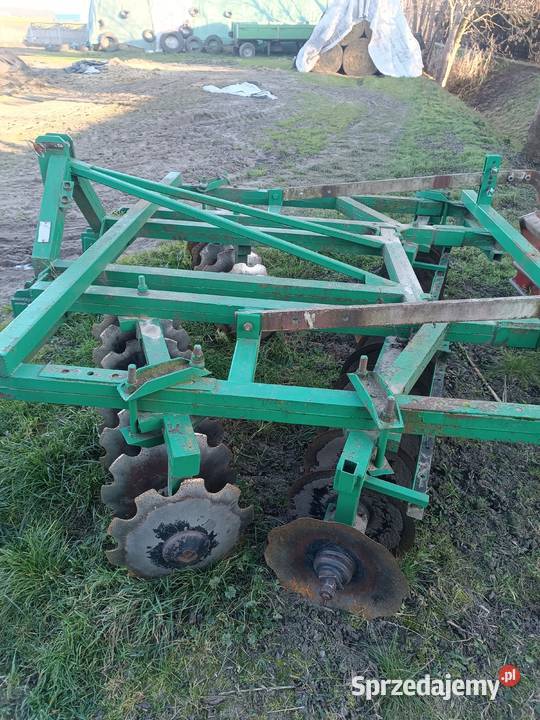 Pług 3 skibowy maszyny rolnicze nieuszkodzony wielkopolskie Wolsztyn