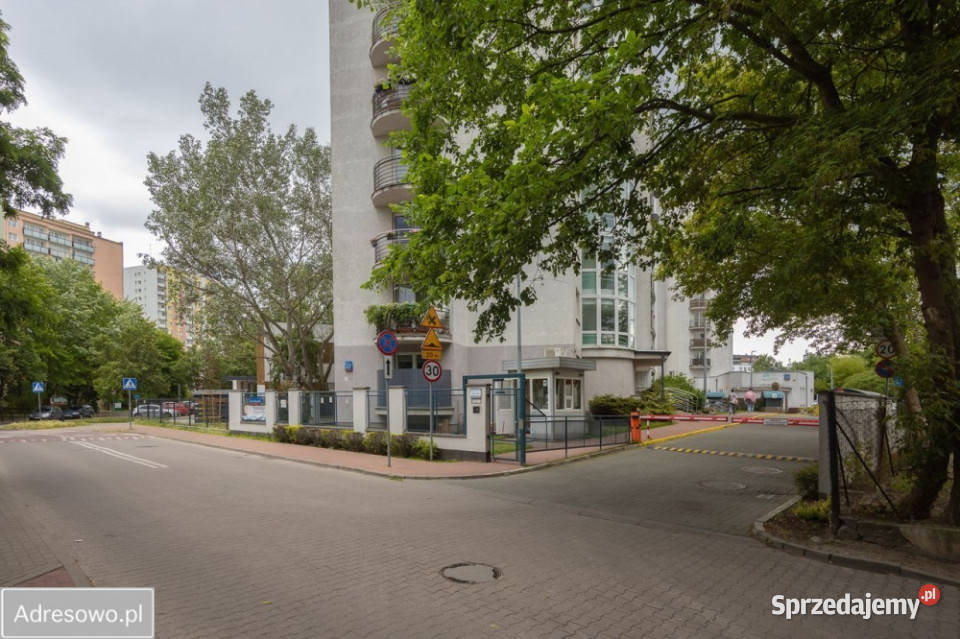 Sprzedam 3 pokoje na Bielanach 65 m2 nowe Warszawa