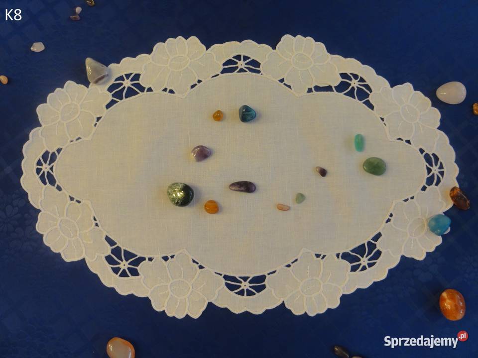 Serwetki białe wyszywane haft Richelieu Lublin