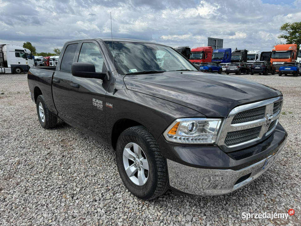 Dodge RAM V 2019 Komorniki