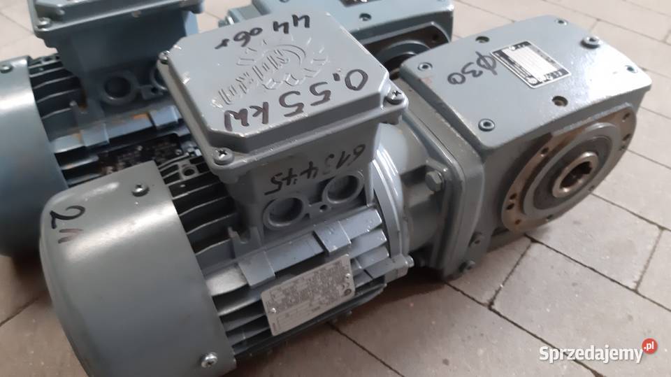 Motoreduktor 0 55 kW 44 obr Leszno sprzedam
