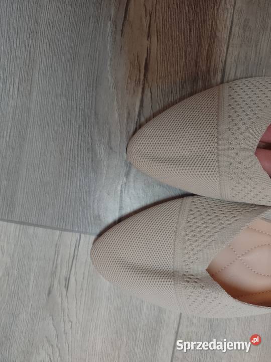 42 Beżowe dzianinowe baleriny wieczorowe 27cm Kraków