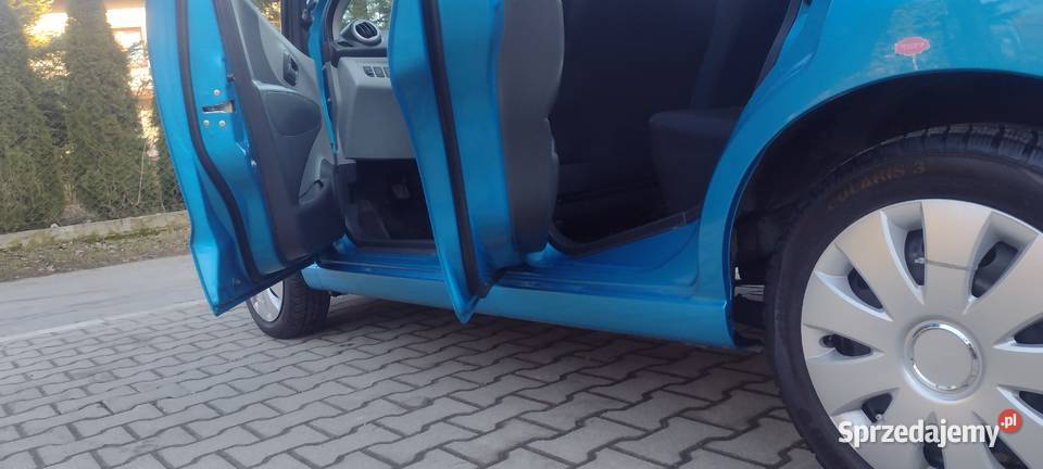 nissan pixo 10 benzyna klima wspomaganie mały Rok produkcji 2009